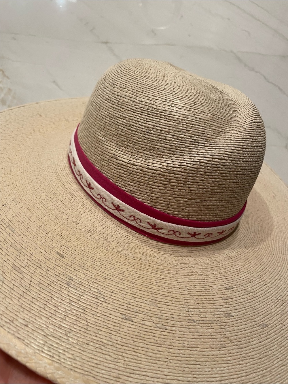 Brand New Hand Made 100% Braided Palm Wide-Brim Sun Hat with Pink Trim - Picture 4 of 8